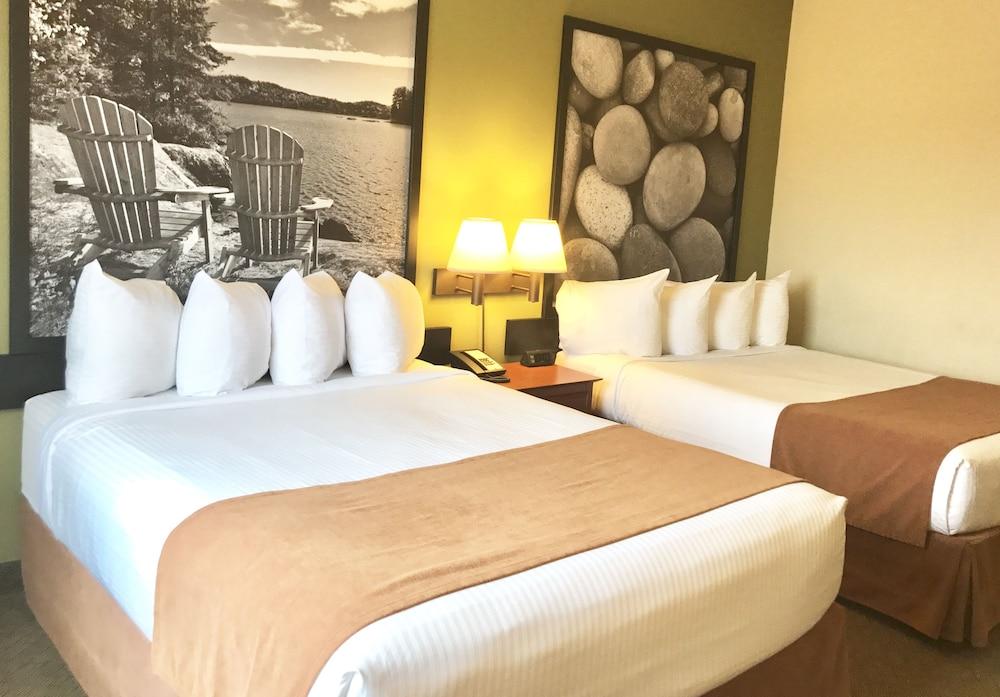 Super 8 by Wyndham Amherst NS