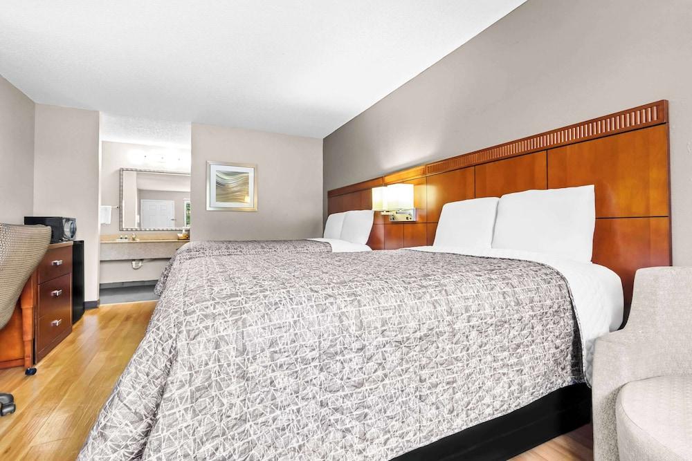 Rodeway Inn Lexington West