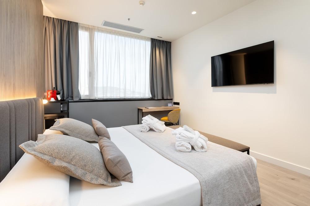 Alexandre Fira Congress