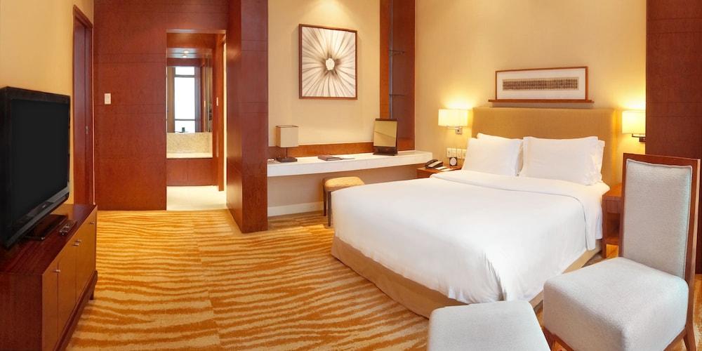 New Coast Hotel Manila