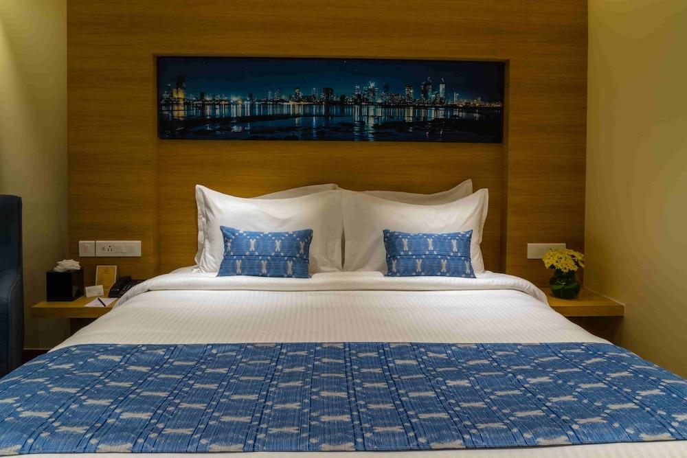 The Residence Hotel & Apartments