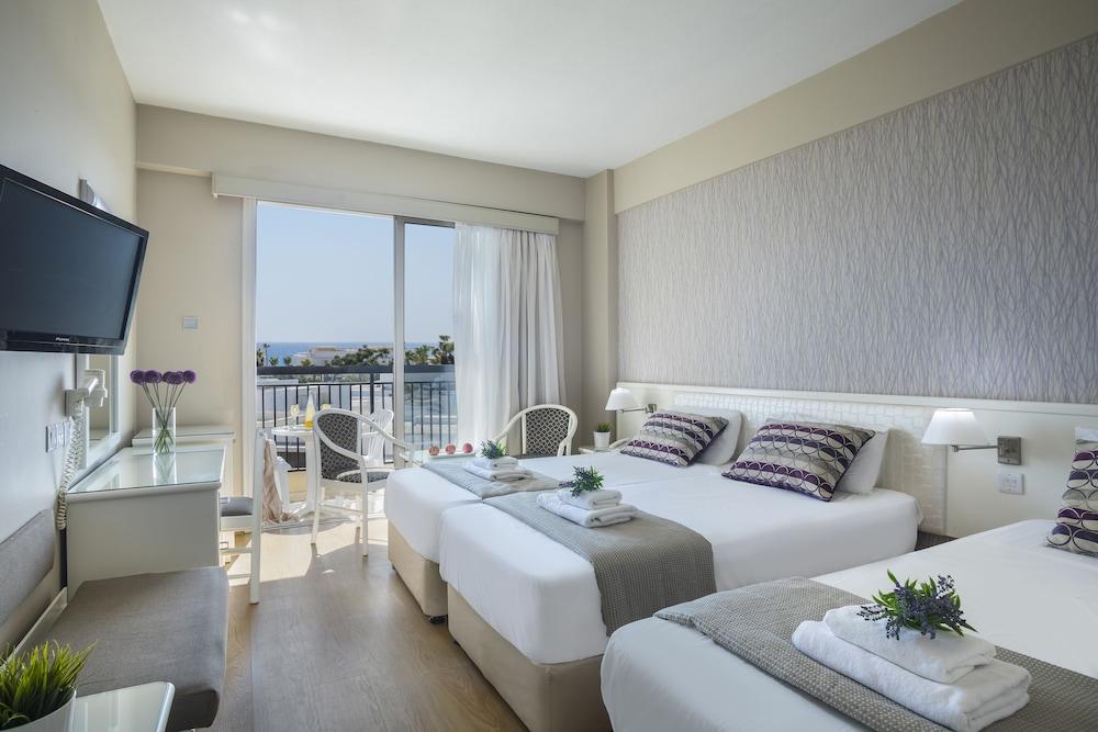 Pavlo Napa Beach Hotel