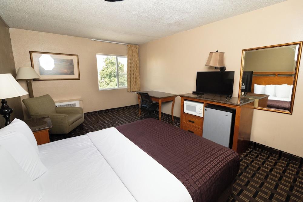 FairBridge Inn & Suites Lewiston