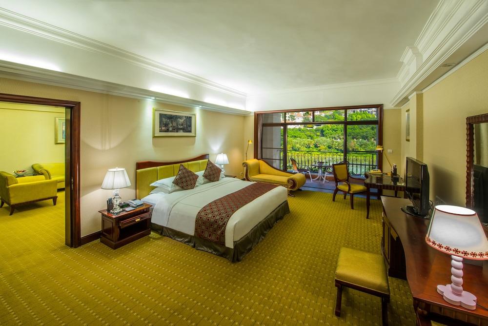 Guangzhou Phoenix City Hotel