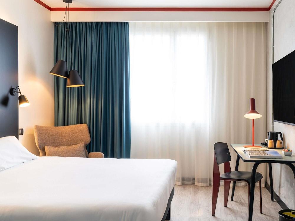 Ibis Styles Barcelona Sant Joan Despi