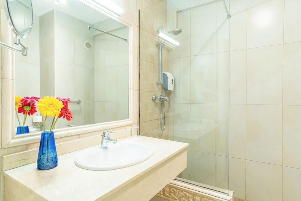 Hovima Jardín Caleta