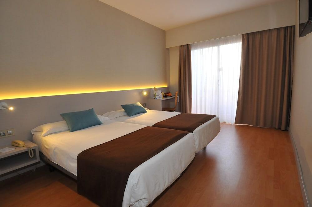 Paradise Park Fun Lifestyle Hotel