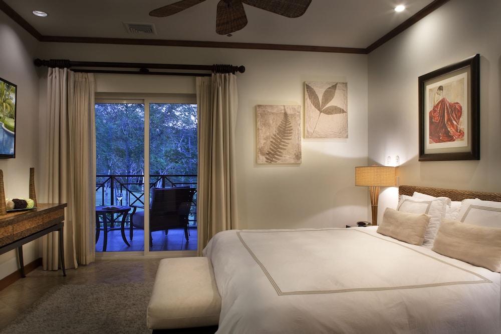 Stay In CR Los Sueños Condos