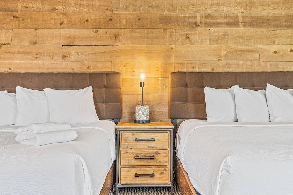 Basecamp Lodge Canmore