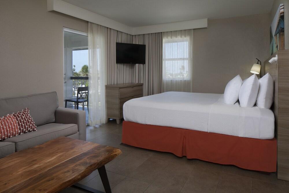 Pelican Cove Resort & Marina