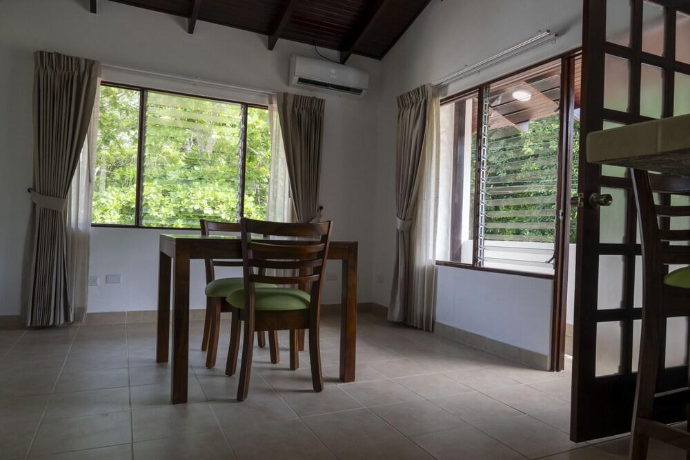 Fuego del Sol Beachfront Hotel