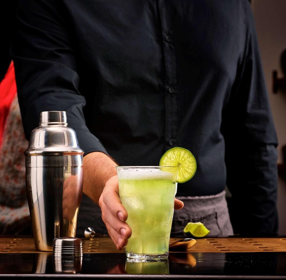 Kyriad Marseille - Vitrolles Aéroport