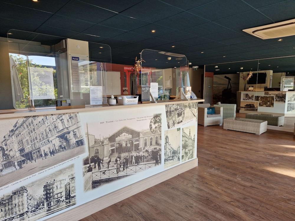 Kyriad Toulon - Hyeres - La Garde