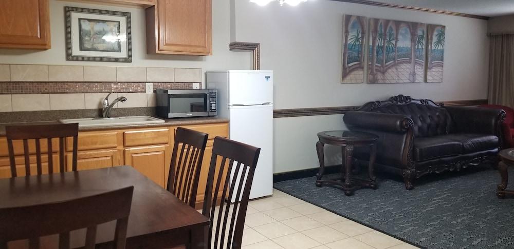 Baymont by Wyndham Des Moines North