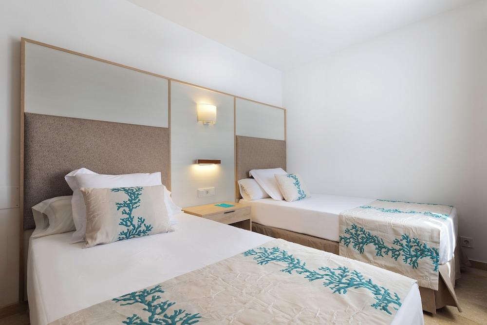 Alua Suites las Rocas Hotel