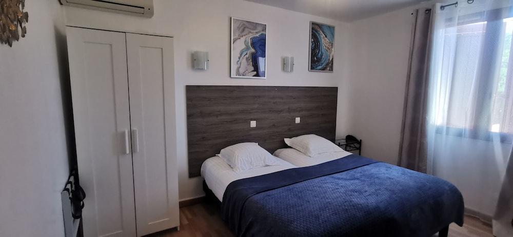 Le Mas des Amandiers