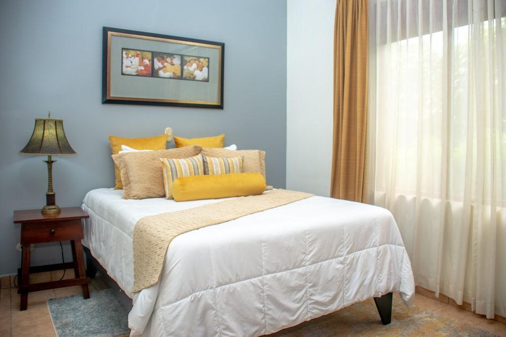 Club Del Sol by Dream Makers