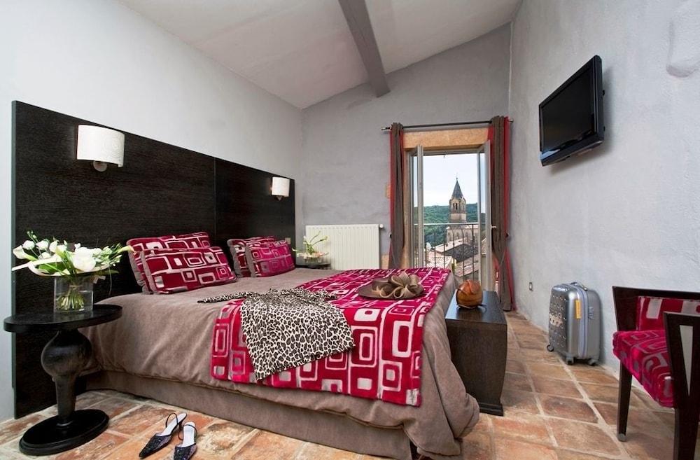 Hostellerie Le Castellas