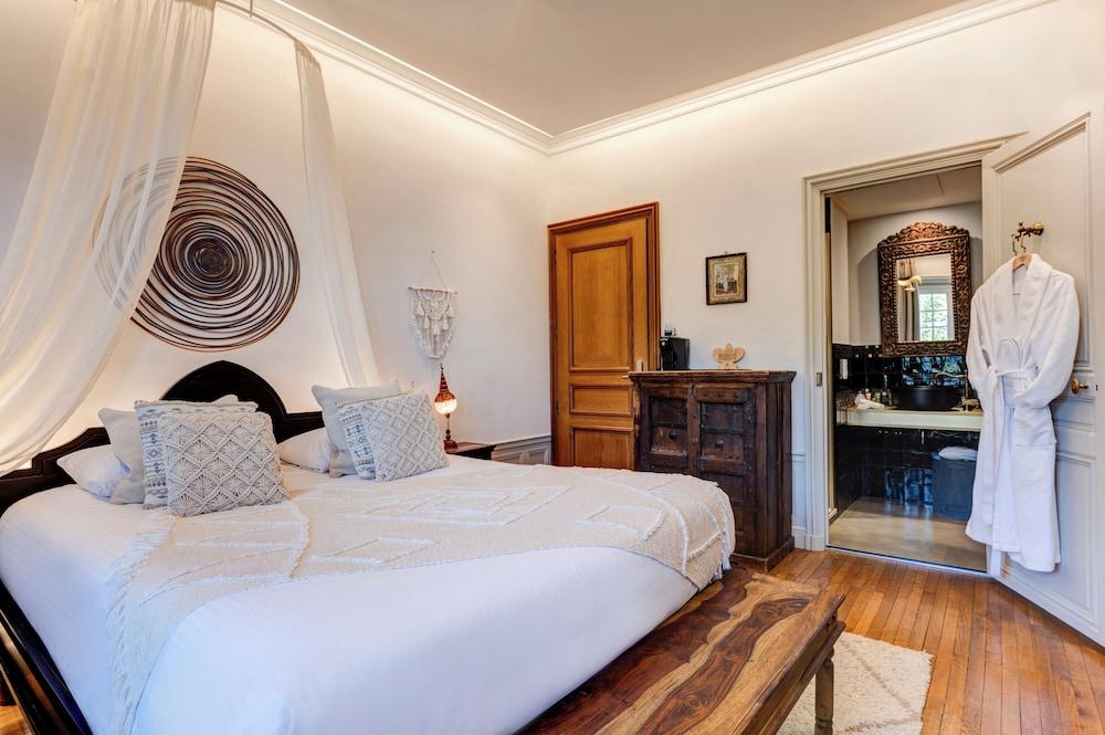 Château des Avenieres