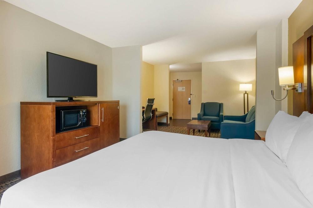 Comfort Suites Lady Lake - The Villages