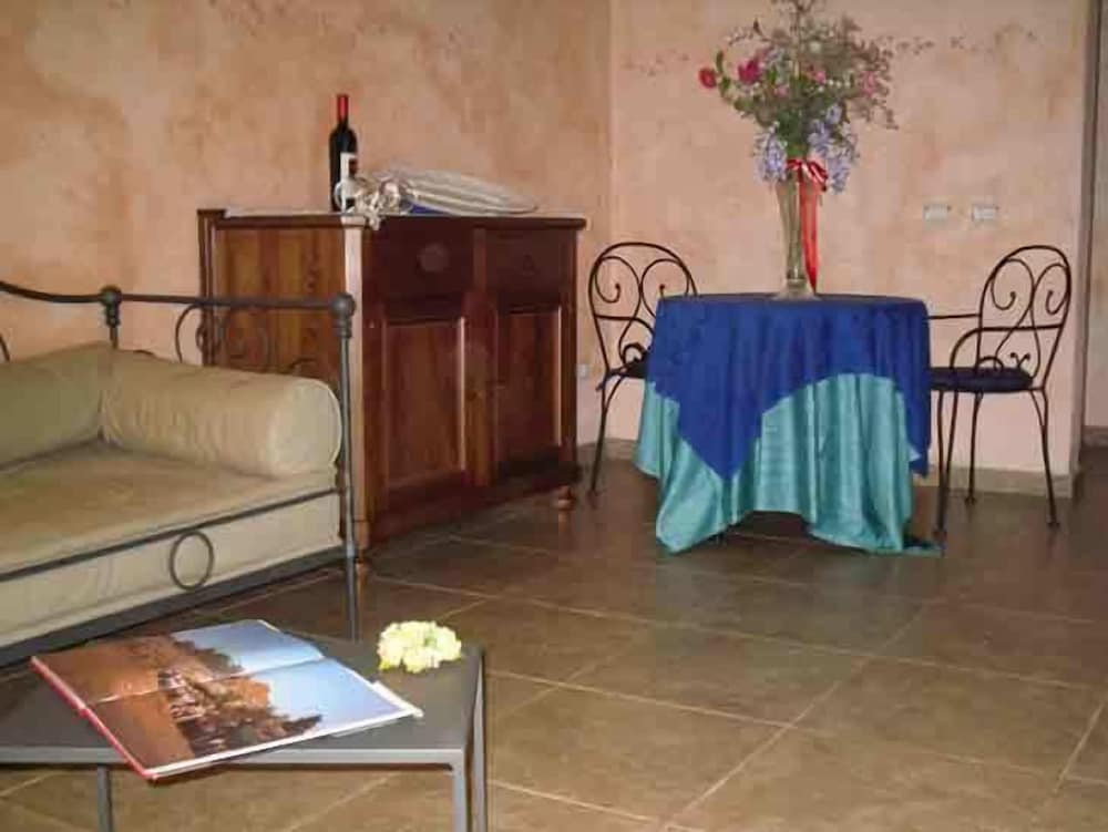 Country Hotel Mandra Edera