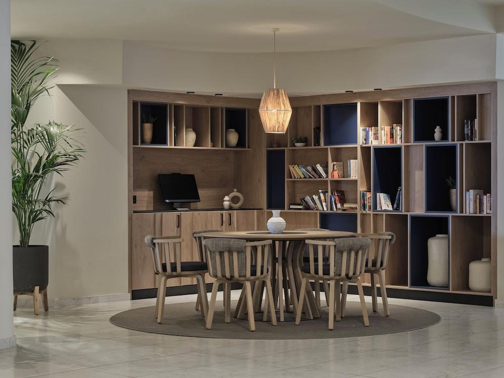 Atlantica Ocean Beach Resort