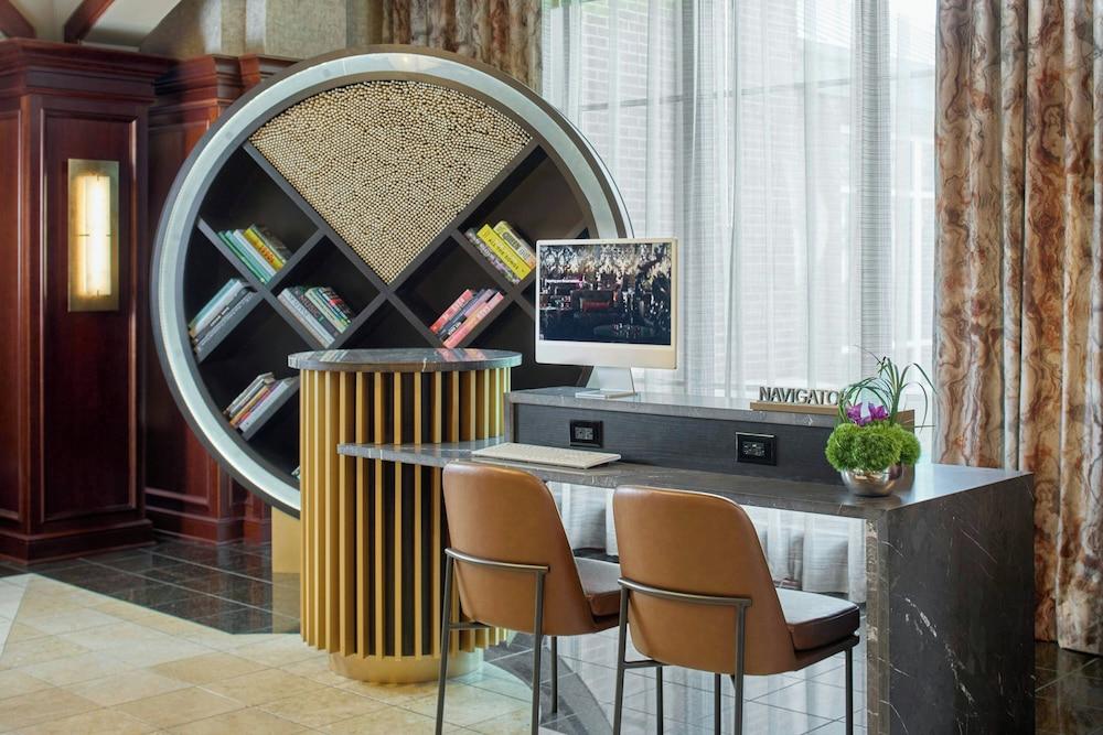 Renaissance Shoals Resort and Spa