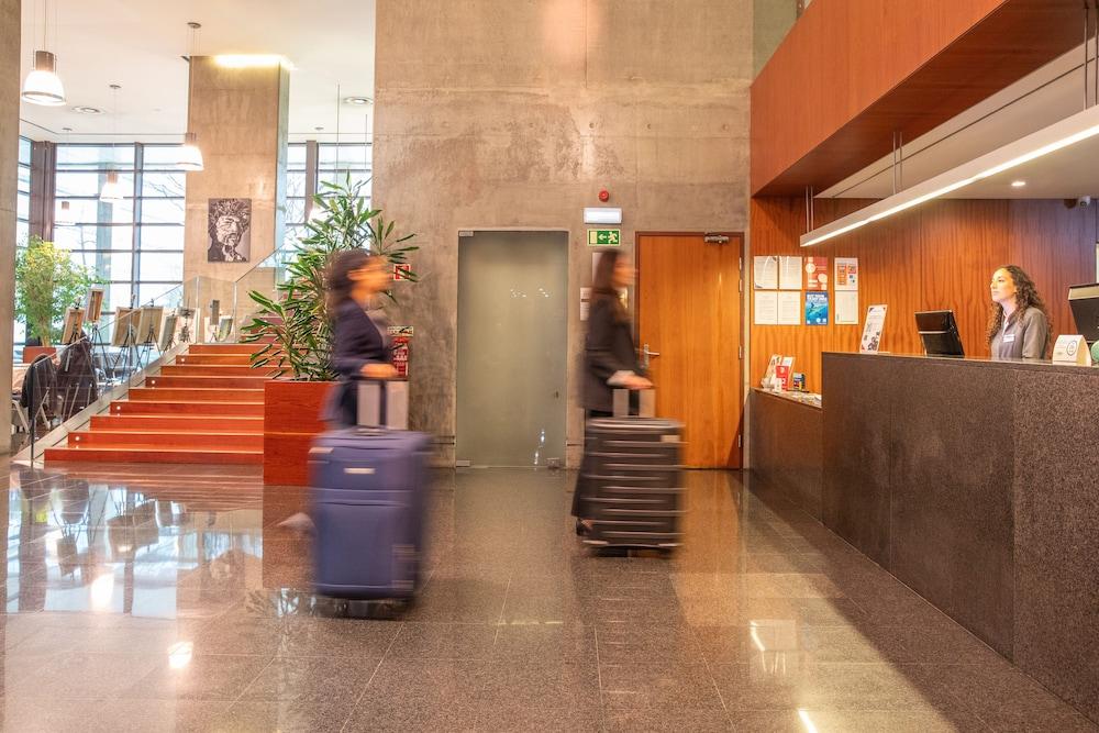 VIP Executive Art's Hotel