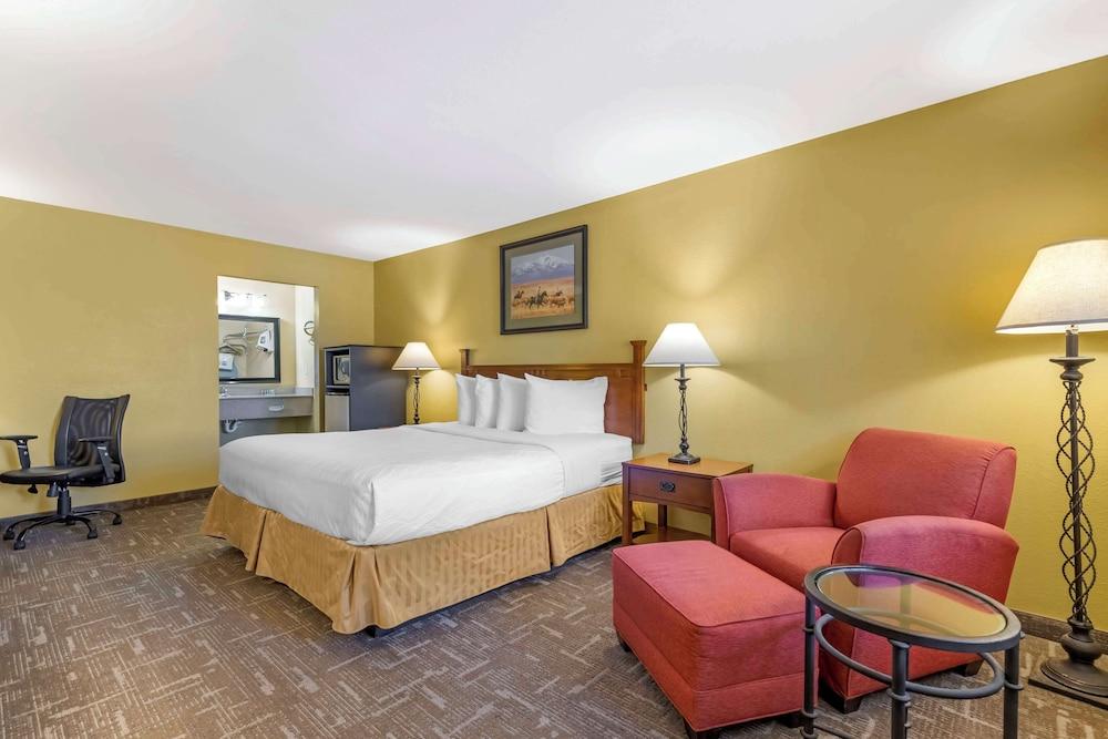 Best Western Executive Inn