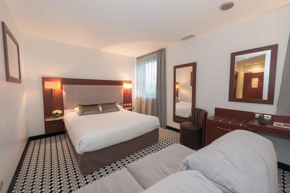 Kyriad Limoges Centre - Gare - Atrium