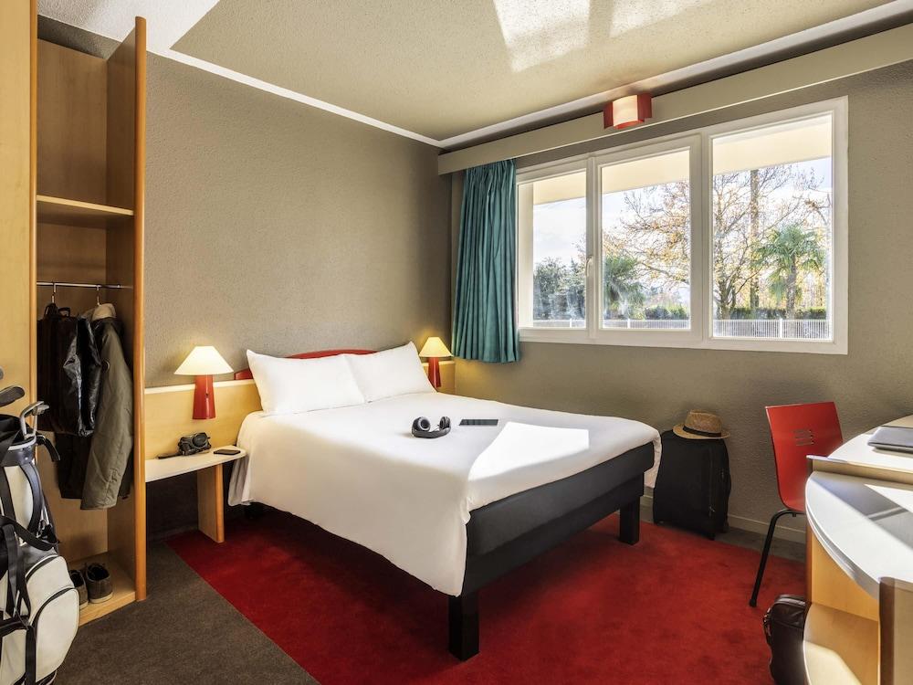 ibis Tarbes Odos