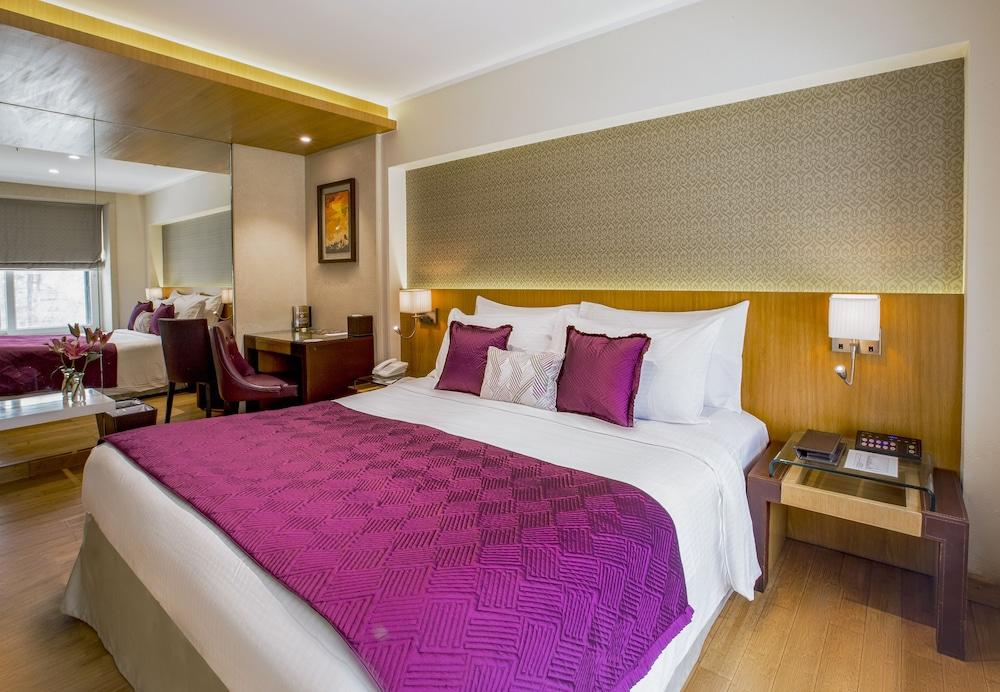 Hotel Bawa Continental