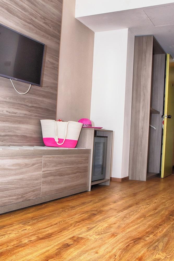 Paradise Beach Resort