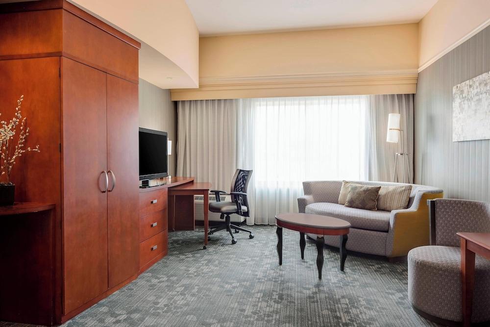 Courtyard by Marriott Columbia Missouri