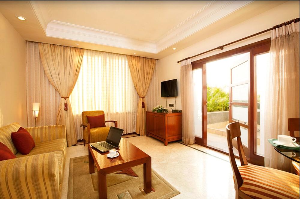 The Accord Metropolitan