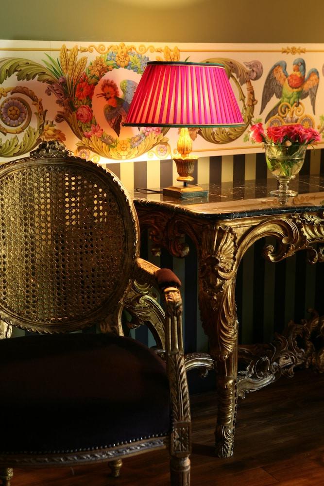 Hôtel Jardins Secrets