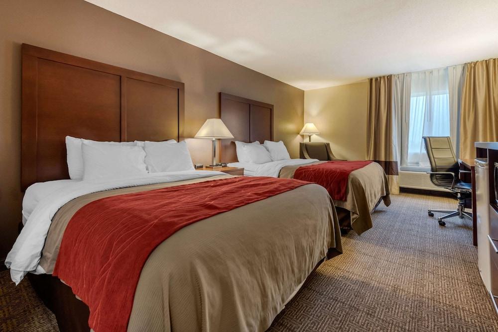 Comfort Inn Warren I-69