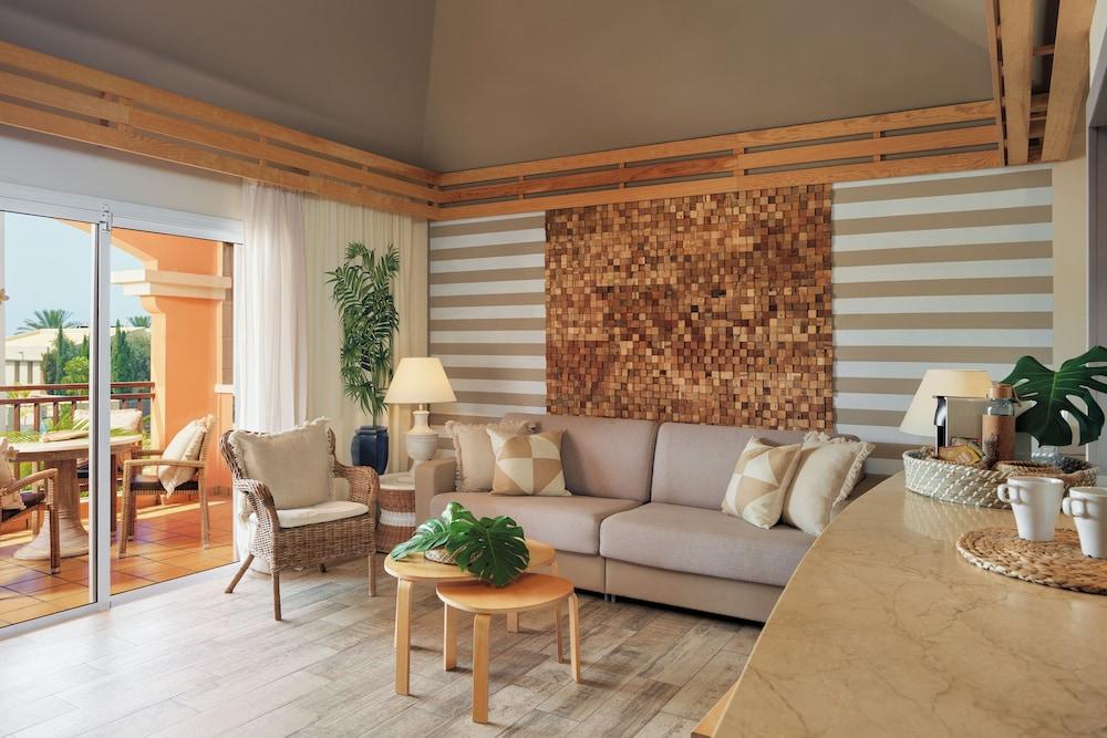 GREEN GARDEN ECO RESORT & VILLAS