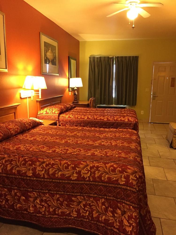 Boca Chica Inn & Suites Brownsville