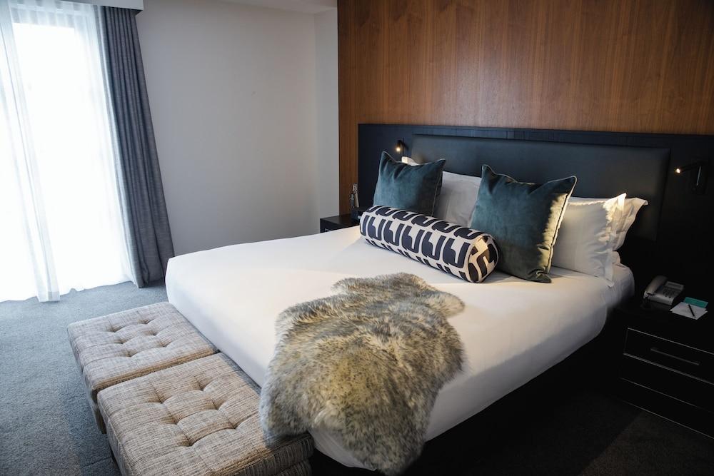 Sofitel Queenstown Hotel & Spa