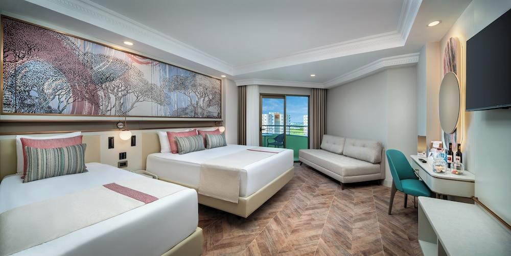 Delphin Palace - All Inclusive