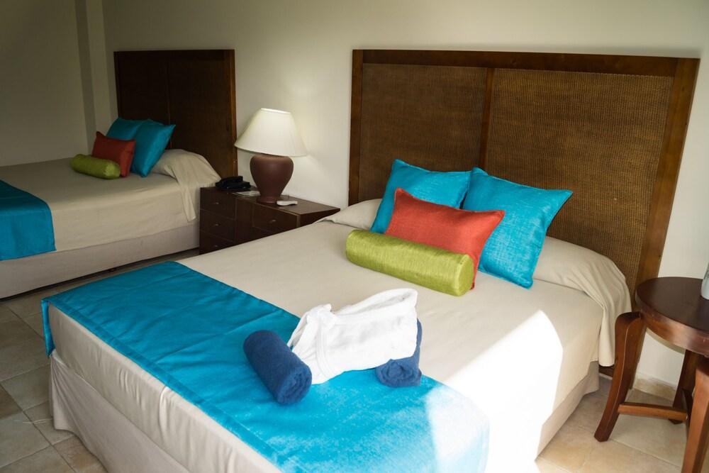 Hesperia Playa El Agua - All-Inclusive