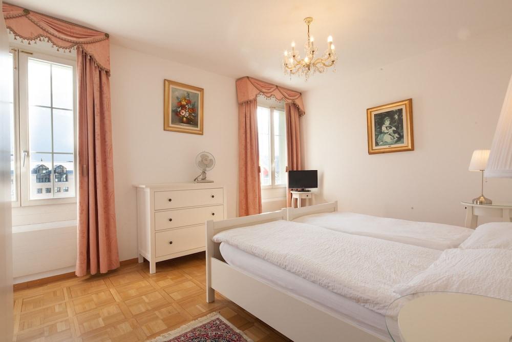 Central Continental Hotel