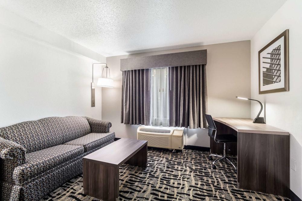 Quality Inn & Suites Augusta I-20