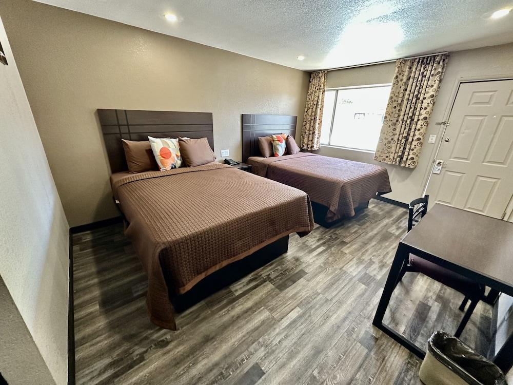 West Inn NAU - Downtown Flagstaff