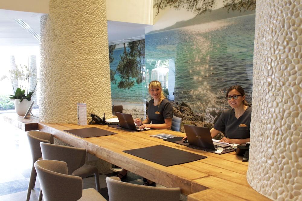 Pure Salt Garonda - Adults Only