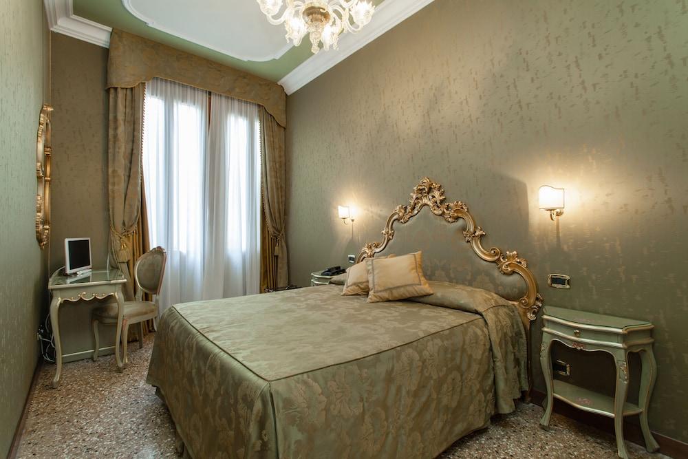 Hotel Al Ponte Mocenigo