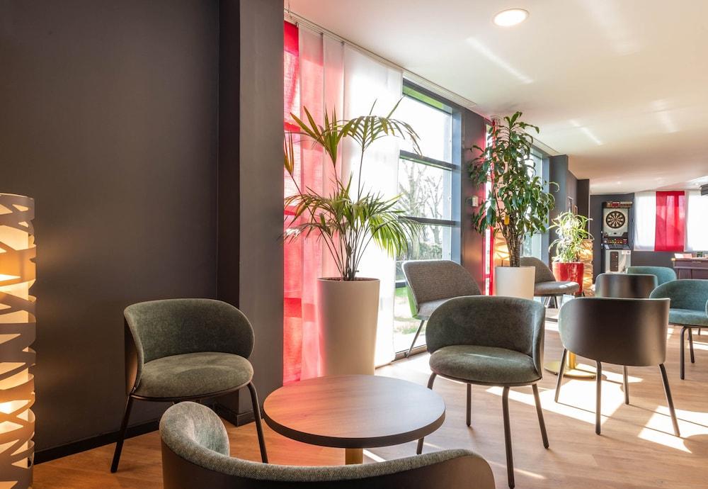 B&B HOTEL Calais Terminal Cité de l'Europe 3 étoiles