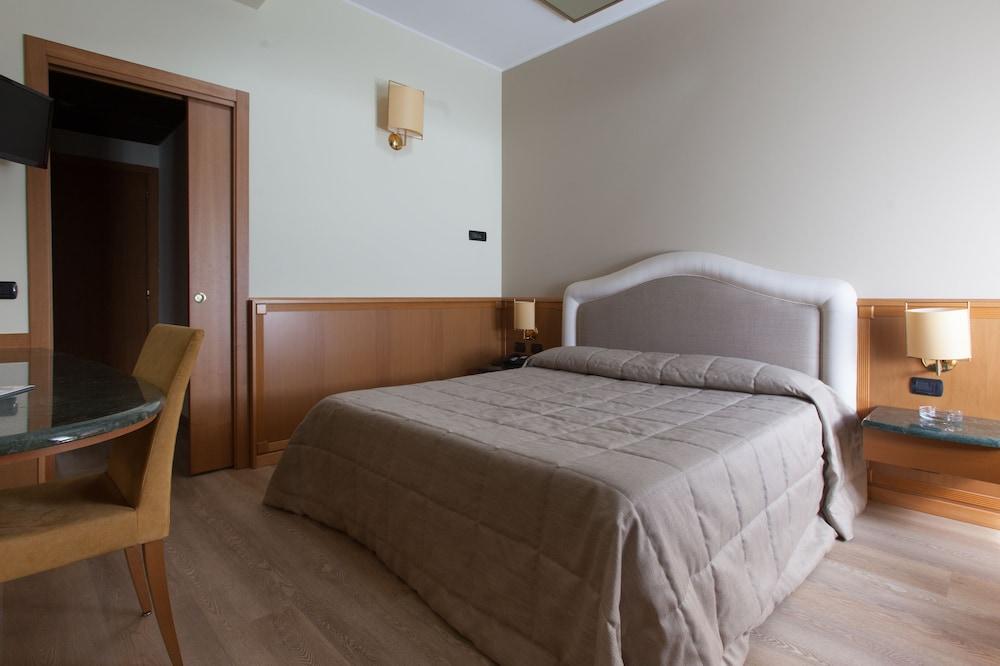 Airport Hotel Motel Malpensa