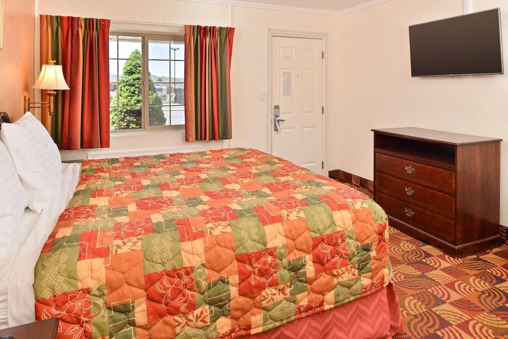 Americas Best Value Inn & Suites Klamath Falls